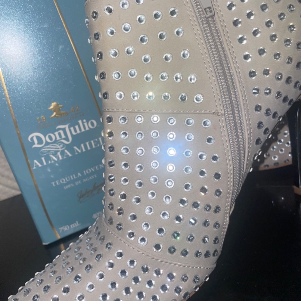 Steve Madden Women's Rhinestone Heels - Picture 6 of 7